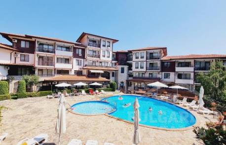 Апартамент в луксозен район на комплекс Свети Влас Арена - Снимка 3