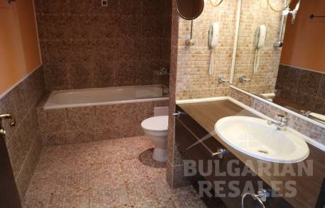 Элитная трехкомнатная квартира у моря в Болгарии - Фото16