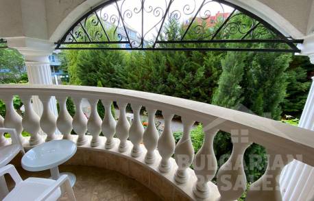 Трехкомнатный апартамент в комплексе Венера Палас - Фото8