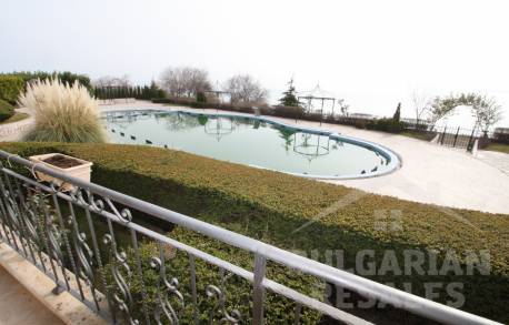 Прекрасный апартамент в комплексе Royal Bay - Фото11