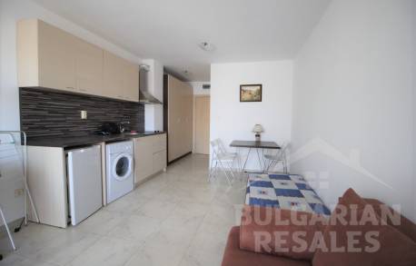 студия на Солнечном берегу по приятной цене - Фото9