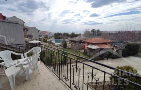 Апартамент с видом на море в закрытом комплексе - Фото13