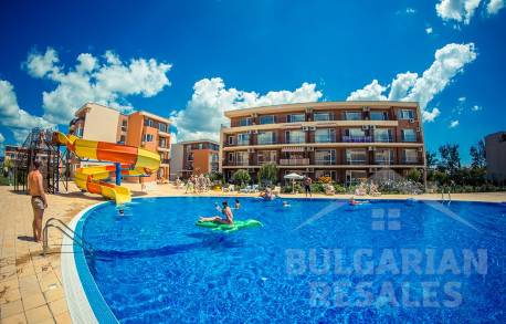 Уютно студио в комплекс с хубава територия - Снимка 3