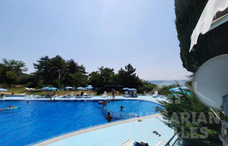 Апартамент с видом на бассейн и море в Blue Bay Palace - Фото10