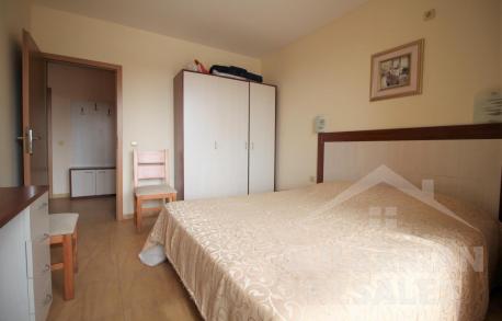 Апартамент с гледка басейн в Свети Влас - Снимка 10