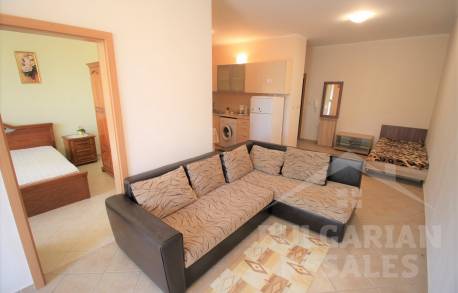 Хубав апартамент в комплекс Vip Style - Снимка 6