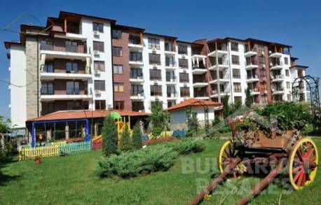 Уютная студия с видом на бассейн - Фото12