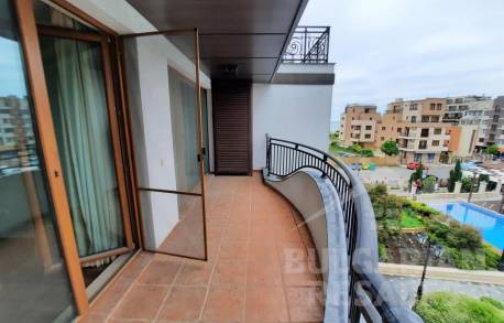 Апартамент с прекрасным видом  в комплексе Bulgarian Rose Garden - Фото7