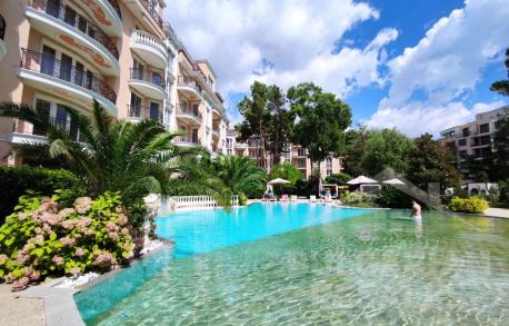 Отстъпка! Студио в елитен комплекс с прекрасна територия. - Снимка 1