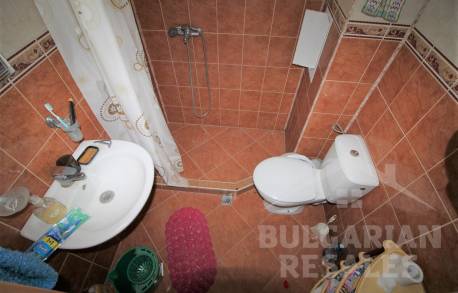 Хубав апартамент в комплекс Vip Style - Снимка 11