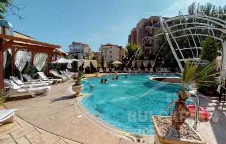 Купить элитную недвижимость на курорте Солнечный берег - Фото13