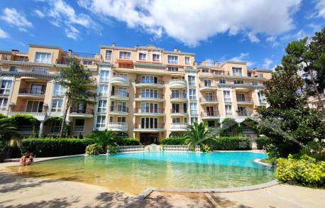 Большая студия с отдельной кухней в комплексе Венера Палас - Фото1