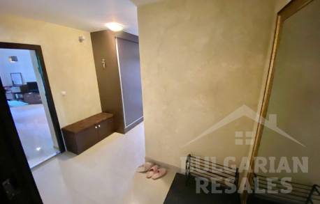 Апартамент с 2 спални в Несебър с подземен паркинг - Снимка 2