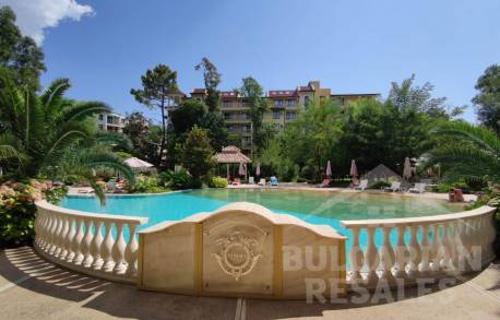 Красив апартамент в комплекса Venera Palace - Снимка 16