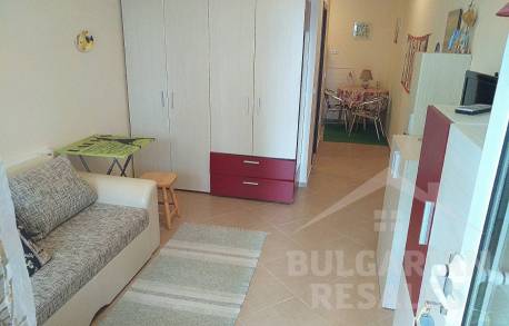 Уютно студио с патио - Снимка 2