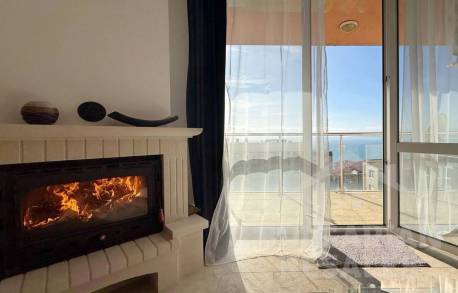 Вид на море! Апартамент с 2 спальнями и камином близко к пляжу, Свети Влас - Фото 6