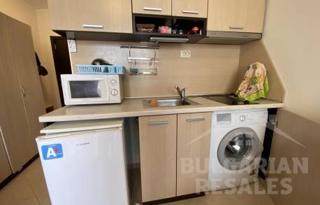 Студио в комплекс Слънце и море - Снимка 10