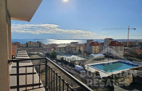 Просторная  квартира с панорамным видом на море в Святом Власе в рассрочку - Фото 1