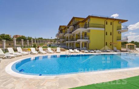 Apartment with sea view in Green Hills complex - Photo 1