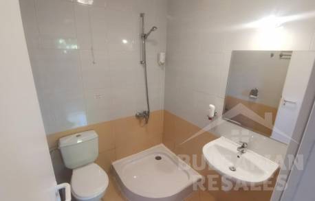 Двухкомнатная квартира на первой линии - Фото11