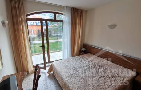 One bedroom with patio in Royal Dreams complex - Photo 10