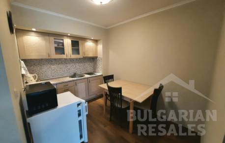 Apartment with a beautiful view in the complex Bulgarian Rose Garden - Photo 3