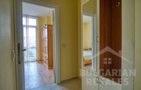 Просторен апартамент в комплекс Сън Сити 2 - Снимка 2