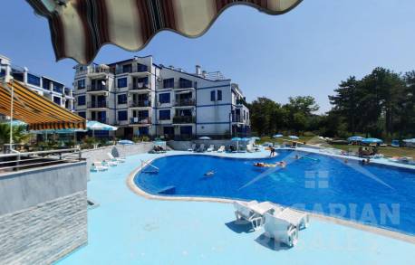 Trzypokojowy apartament na 1 linii nad morzem w Pomorie - Фото20