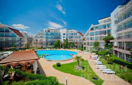 Priestranný dvojizbový byt v komplexe Sun Village - Фото1