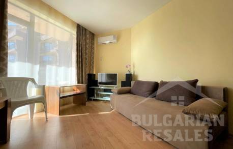 Not expensive apartment with a view of the pool - Photo 2