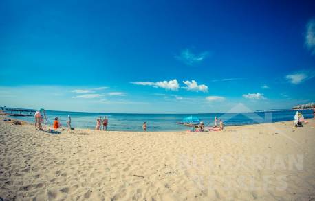 Изгодна оферта! Три спални, голяма тераса, комплекс на първа линия! - Снимка 19