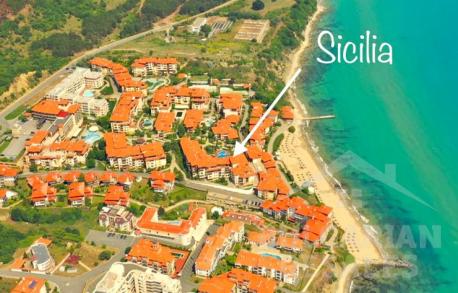 4-стаен апартамент на 1 линия на брега на морето в комплекс Paradise Garden - Снимка 1