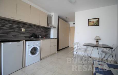 студия на Солнечном берегу по приятной цене - Фото2