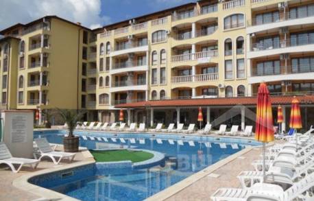 One bedroom with patio in Royal Dreams complex - Photo 1