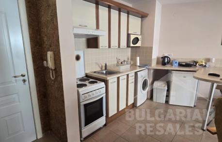 First line and sea view! A good investment opportunity - Photo 2