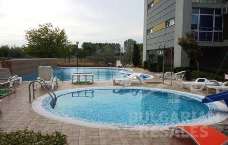 Просторен апартамент в комплекс Сън Сити 2 - Снимка 11