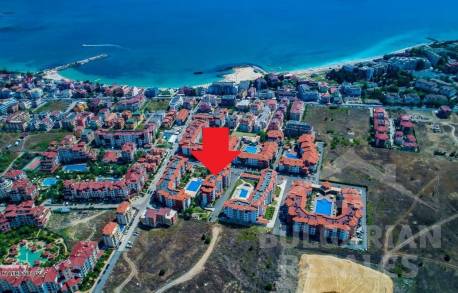 Уютная студия с видом на бассейн - Фото2