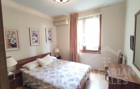 Апартамент на 1 линия в комплекс Royal Bay 2 - Снимка 11