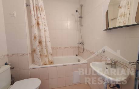 Двухкомнатная квартира в центре Солнечного берега - Фото9