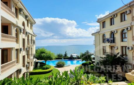 Выгодно! Трехкомнатная квартира в комплексе Royal Bay 2 - Фото1