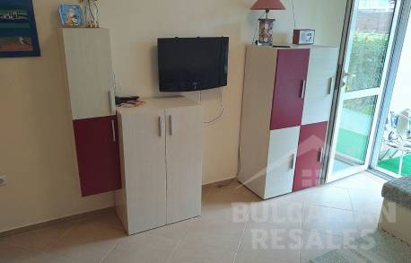 Уютно студио с патио - Снимка 4