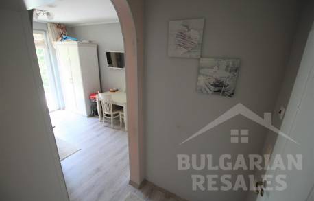 Апартамент с дворче в луксозния комплекс Venera Palace - Снимка 4