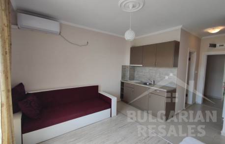 Выгодно купить студию на Солнечном берегу - Фото2