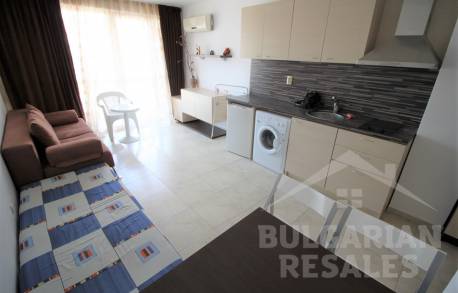 студия на Солнечном берегу по приятной цене - Фото3