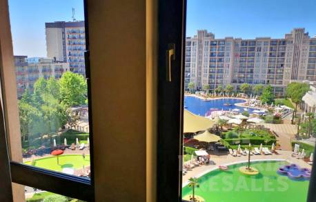 Просторен апартамент в луксозен комплекс - Снимка 8