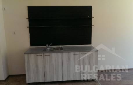 Два апартамента в жилищна сграда в Несебър - Снимка 8