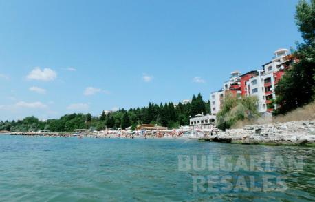 Апартамент с морска гледка в Несебър, комплекс Rich - Снимка 2