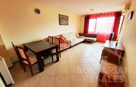 Просторен двустаен апартамент в центъра на курорта - Снимка 12