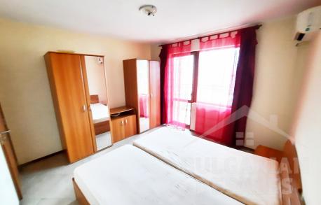 Просторен двустаен апартамент в центъра на курорта - Снимка 13