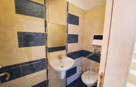 Luxury home with a pool and beach access - Photo 16